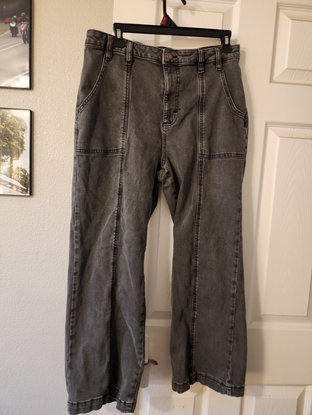 Wide Leg High-Rise Jeans in Washed Gray